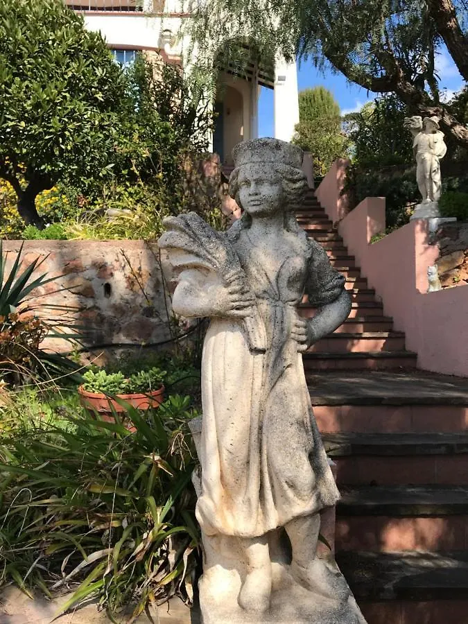 Villa Elisabeth Saint-Raphael 法国